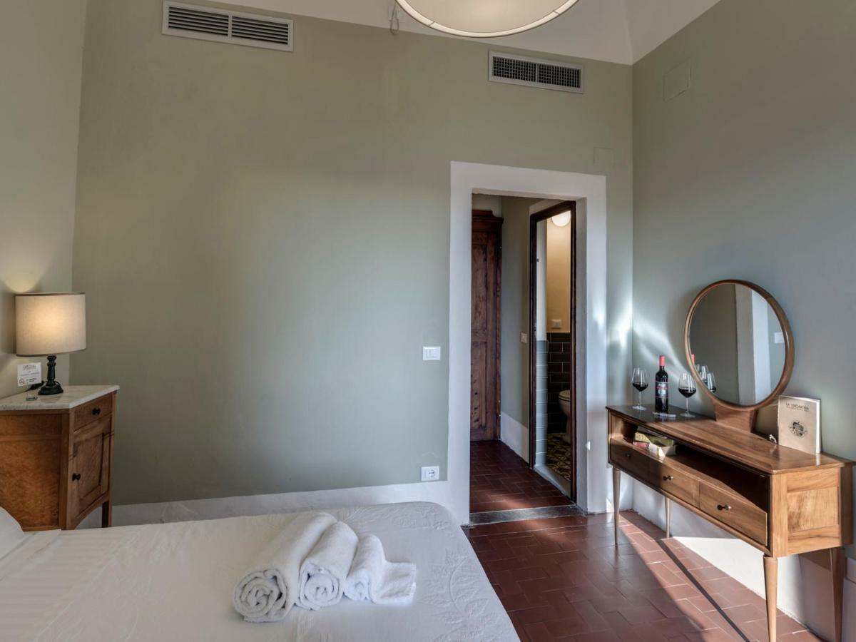 Seano Tenuta Di Capezzana B&B 외부 사진